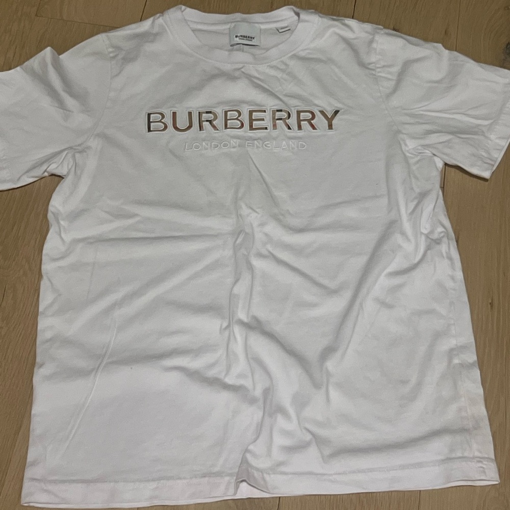 Burberry white t-shirt girls size 14, embroidered. Like new!